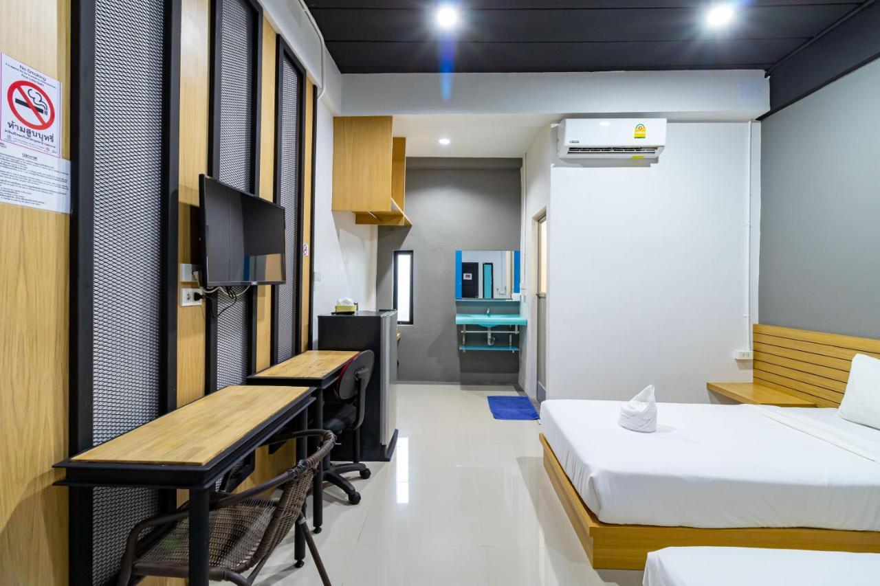 Cs Klongtoey Grand Resort Ban Yep Chaeng Bagian luar foto