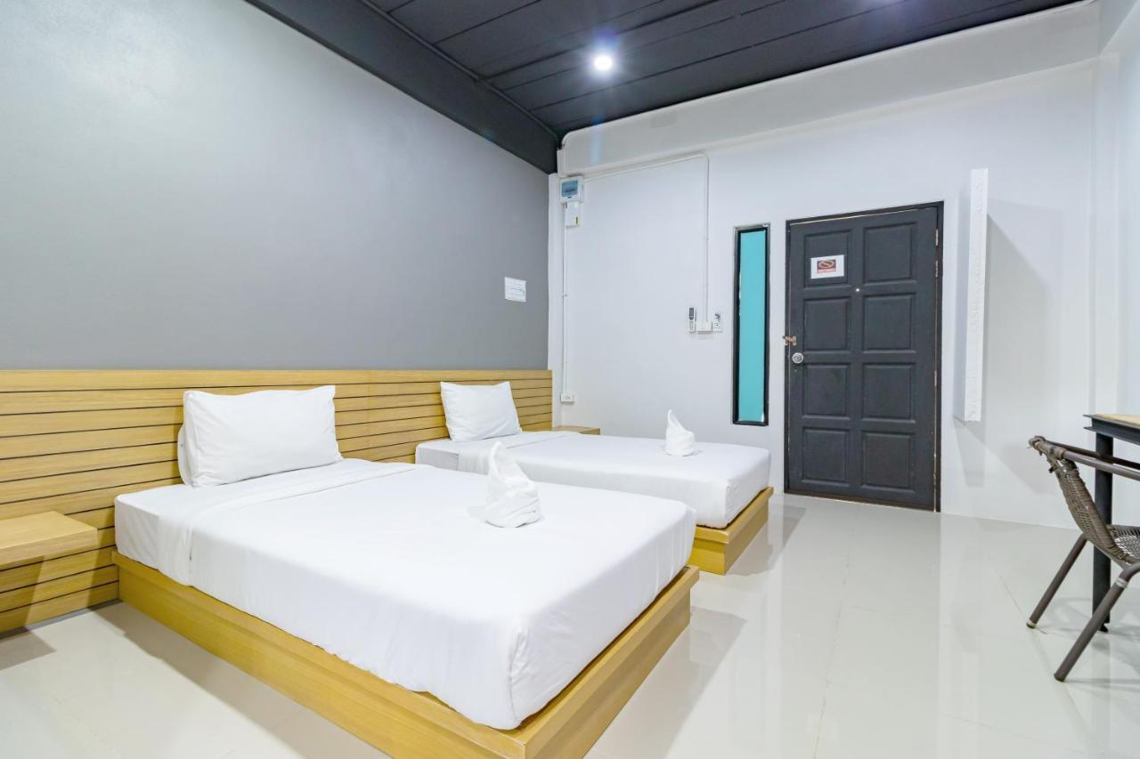 Cs Klongtoey Grand Resort Ban Yep Chaeng Bagian luar foto