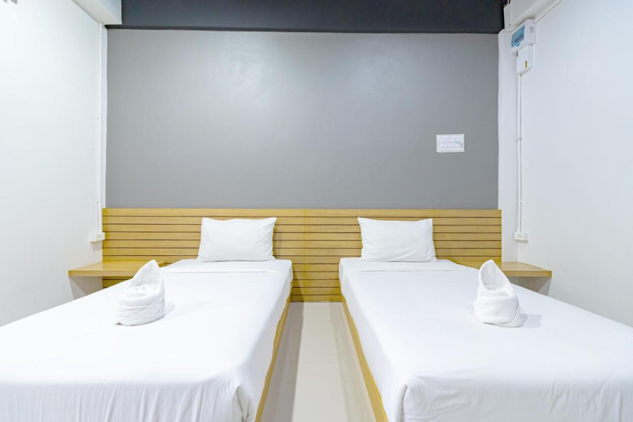 Cs Klongtoey Grand Resort Ban Yep Chaeng Bagian luar foto