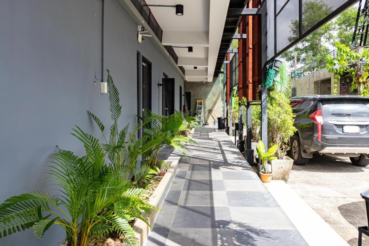 Cs Klongtoey Grand Resort Ban Yep Chaeng Bagian luar foto